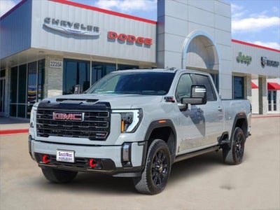 2024 GMC Sierra 2500HD 4WD Crew Cab Standard Bed AT4