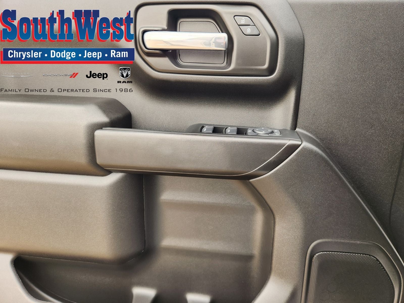 2024 GMC Sierra 1500 4WD Double Cab Standard Box Pro