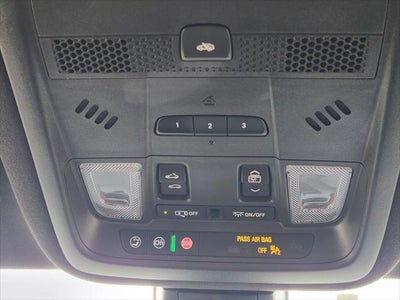 2022 Cadillac XT6 FWD Premium Luxury