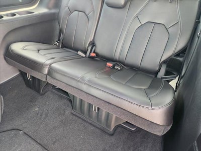 2026 Chrysler Voyager VOYAGER LX