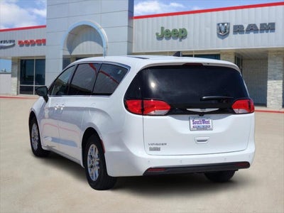 2026 Chrysler Voyager VOYAGER LX