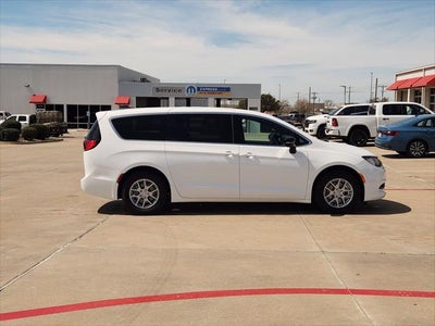 2026 Chrysler Voyager VOYAGER LX