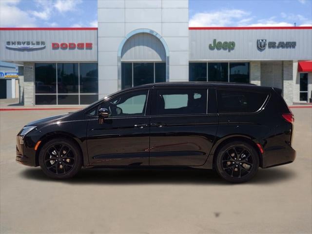 2027 Chrysler Pacifica PACIFICA LIMITED