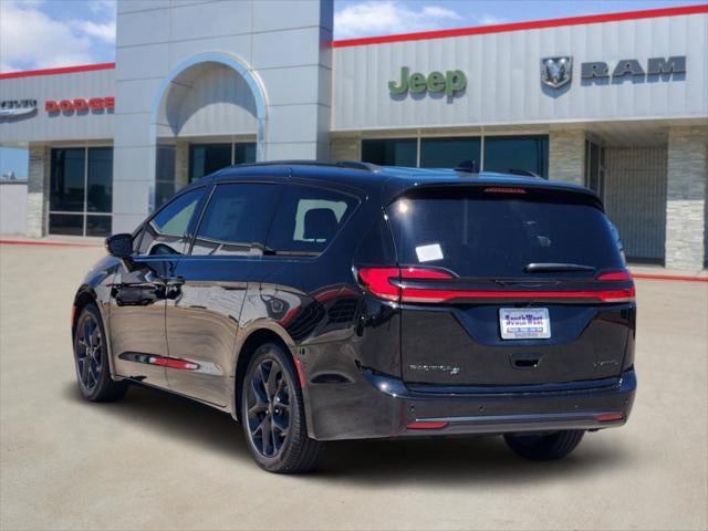 2027 Chrysler Pacifica PACIFICA LIMITED