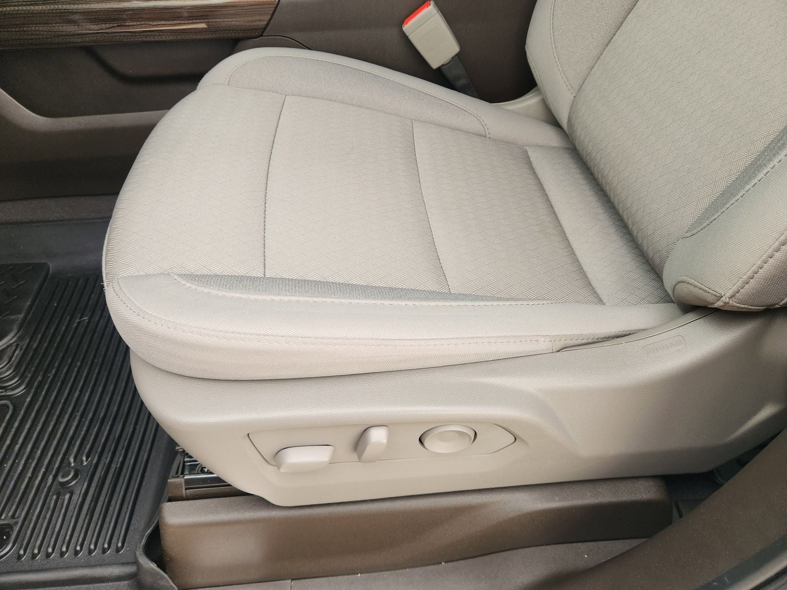 2025 Chevrolet Silverado 1500 2WD Crew Cab Short Bed LT