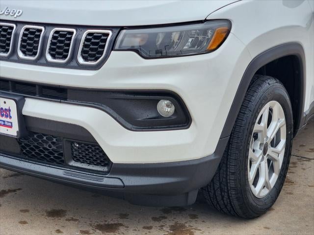 2026 Jeep Compass COMPASS LATITUDE 4X4