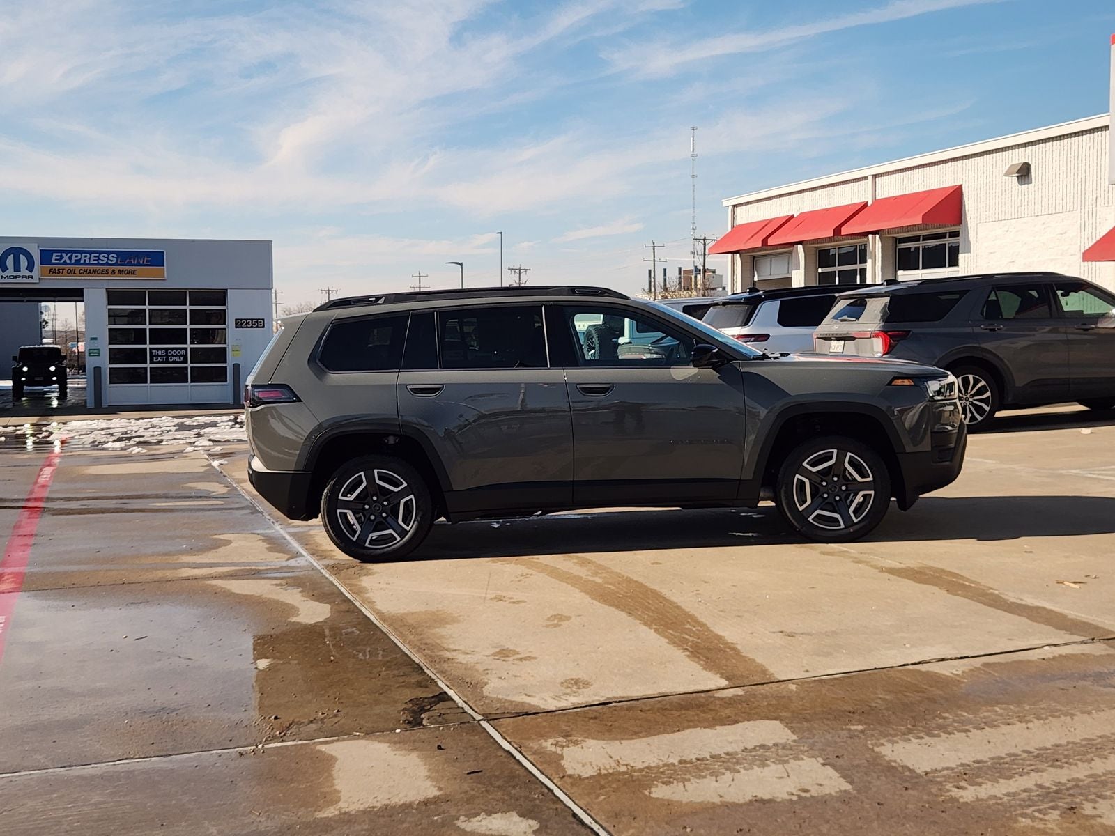 2026 Jeep Cherokee CHEROKEE LAREDO 4X4