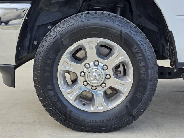 2024 RAM Ram 3500 Big Horn Crew Cab 4x4 8' Box