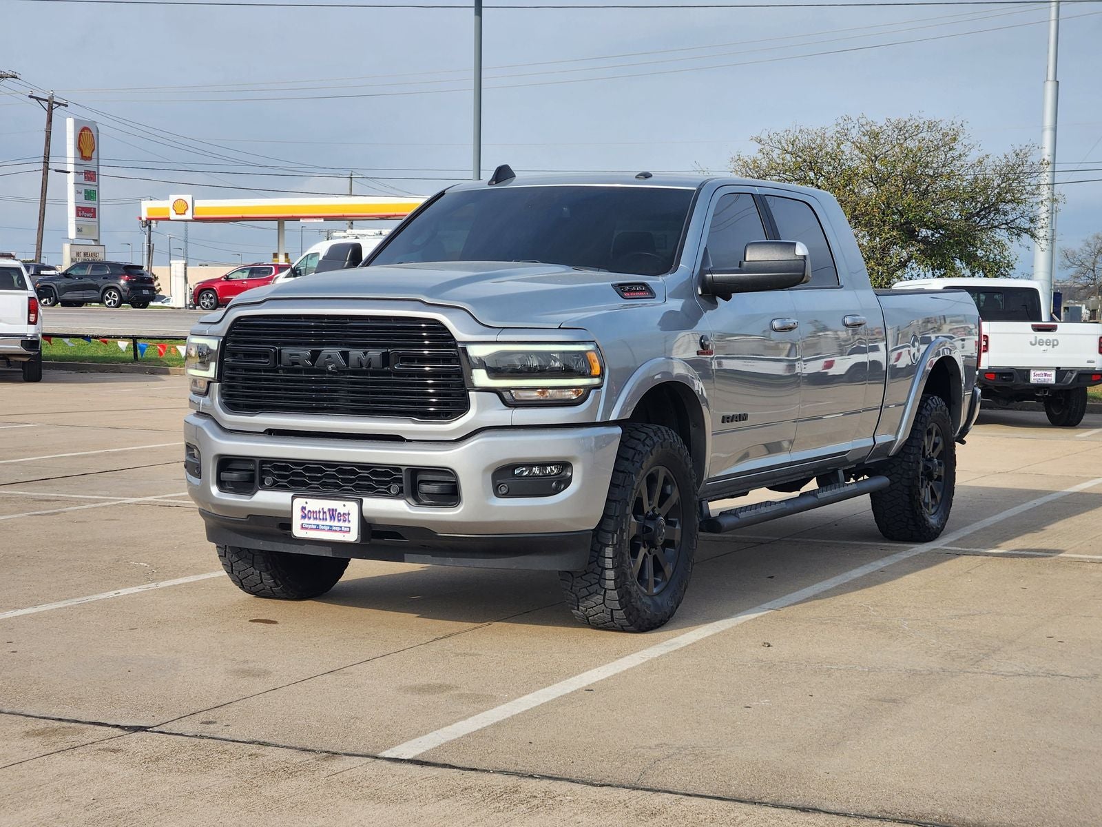 2022 RAM Ram 3500 Laramie Mega Cab 4x4 6'4' Box