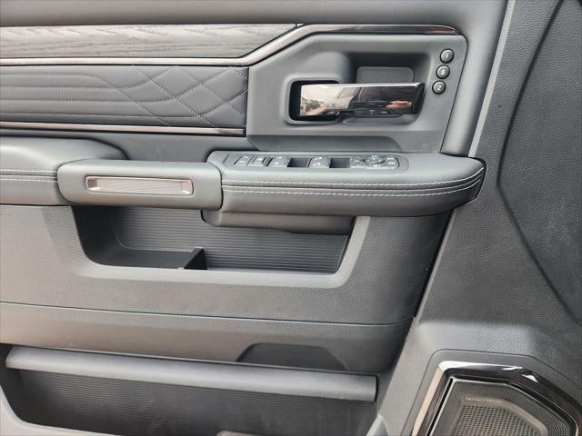 2026 RAM Ram 3500 RAM 3500 LIMITED MEGA CAB 4X4 6'4' BOX