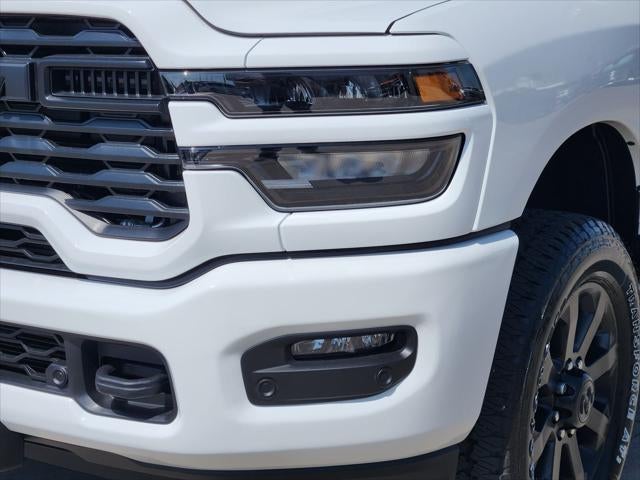 2026 RAM Ram 2500 RAM 2500 BLACK EXPRESS CREW CAB 4X4 6'4' BOX