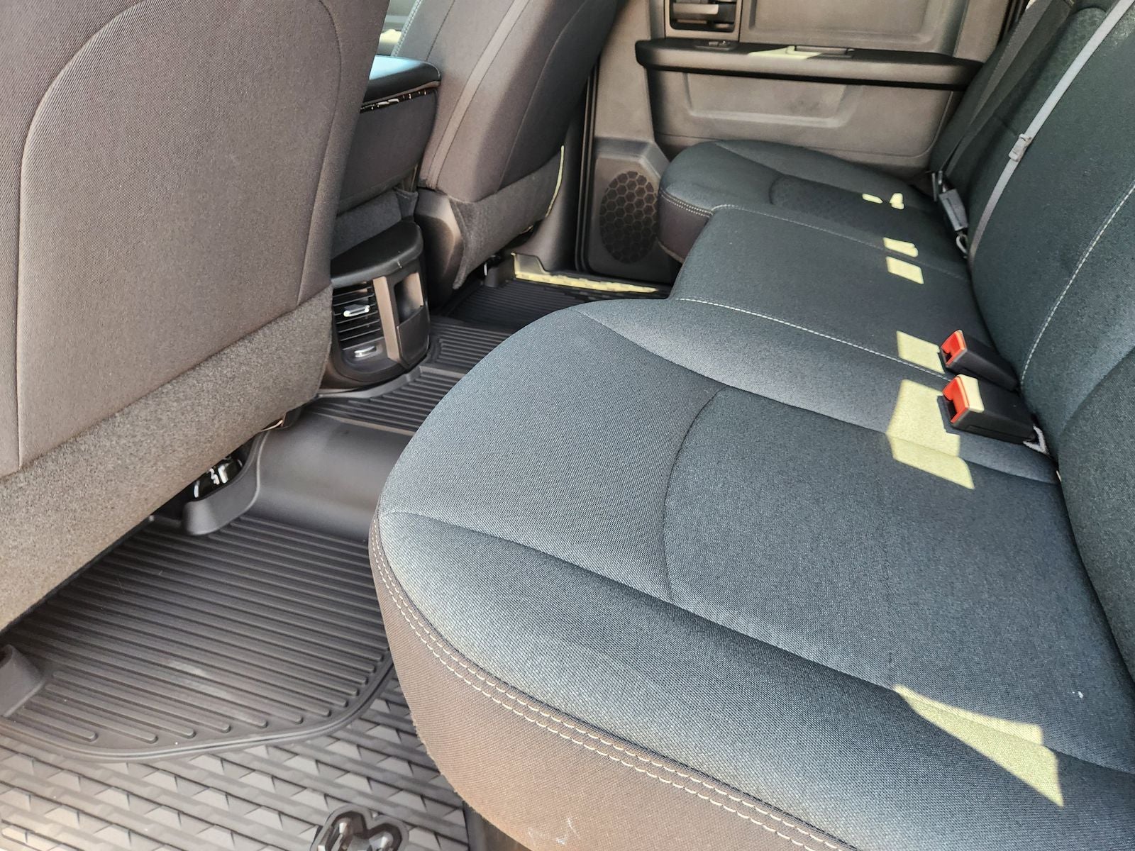 2026 RAM Ram 2500 RAM 2500 BLACK EXPRESS CREW CAB 4X4 8' BOX