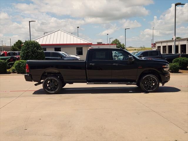 2026 RAM Ram 2500 RAM 2500 BLACK EXPRESS CREW CAB 4X4 8' BOX