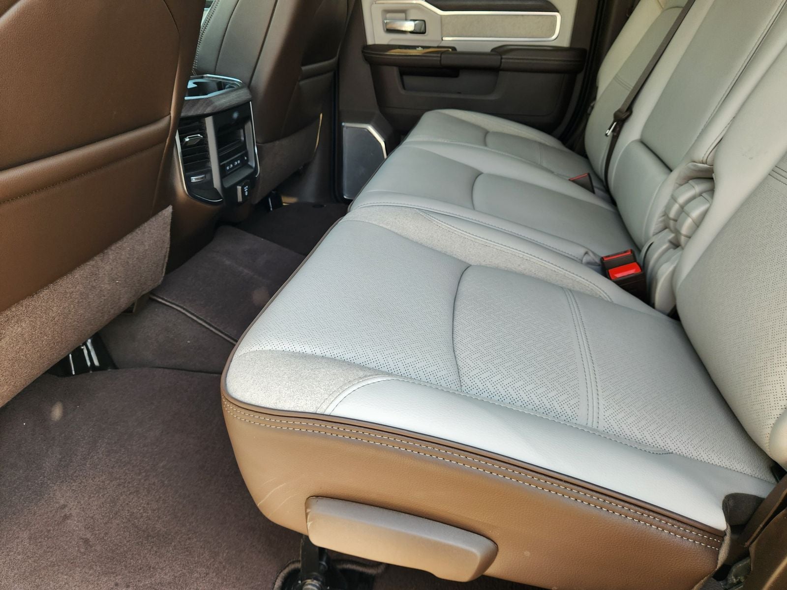 2026 RAM Ram 2500 RAM 2500 LARAMIE MEGA CAB 4X4 6'4' BOX