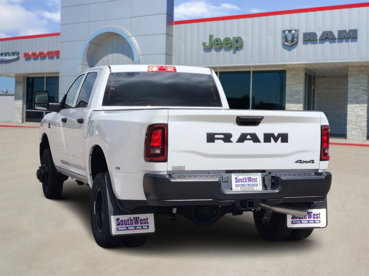 2026 RAM Ram 3500 RAM 3500 TRADESMAN CREW CAB 4X4 8' BOX