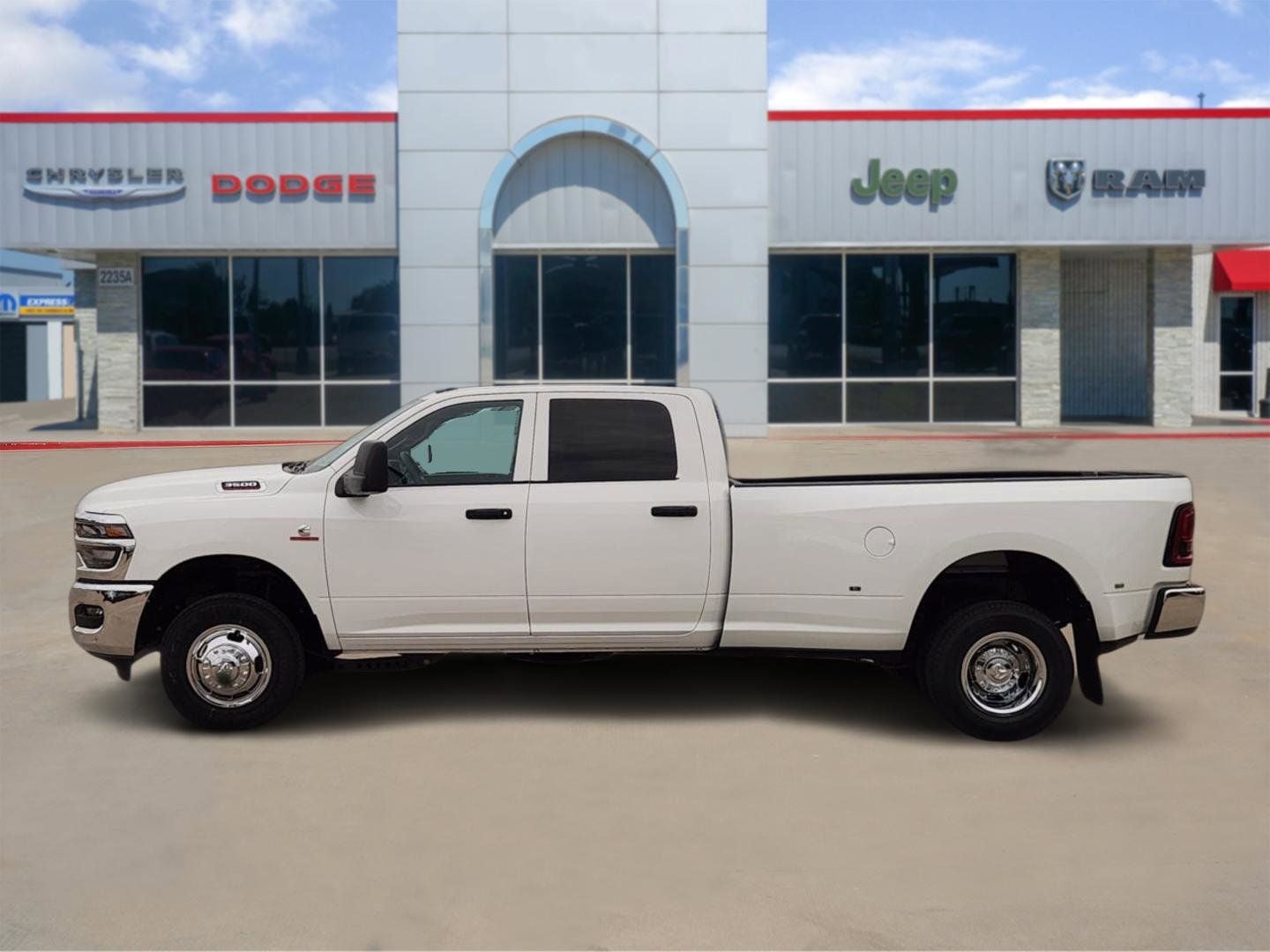 2026 RAM Ram 3500 RAM 3500 TRADESMAN CREW CAB 4X4 8' BOX