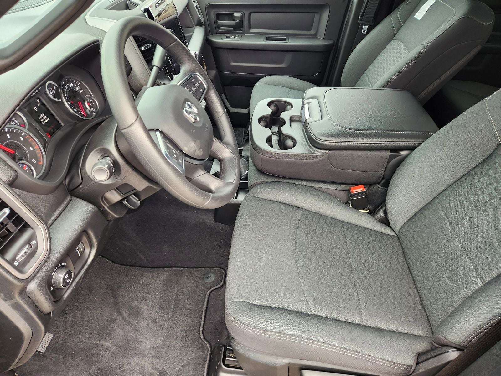 2026 RAM Ram 3500 RAM 3500 TRADESMAN CREW CAB 4X4 8' BOX