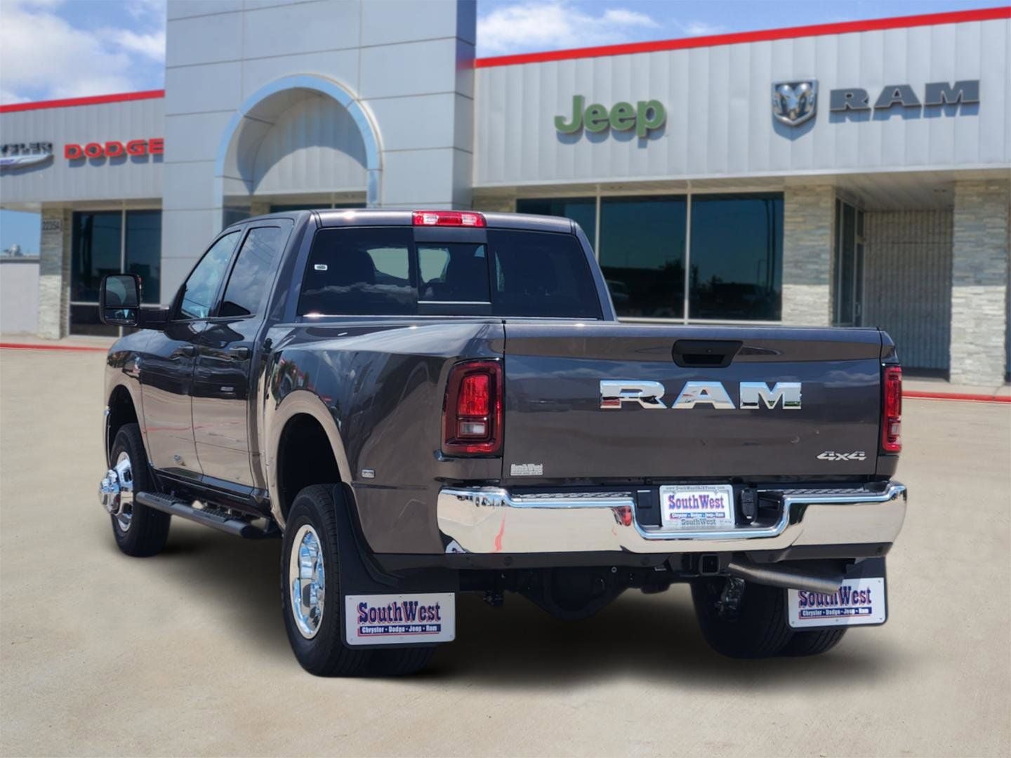 2026 RAM Ram 3500 RAM 3500 TRADESMAN CREW CAB 4X4 8' BOX