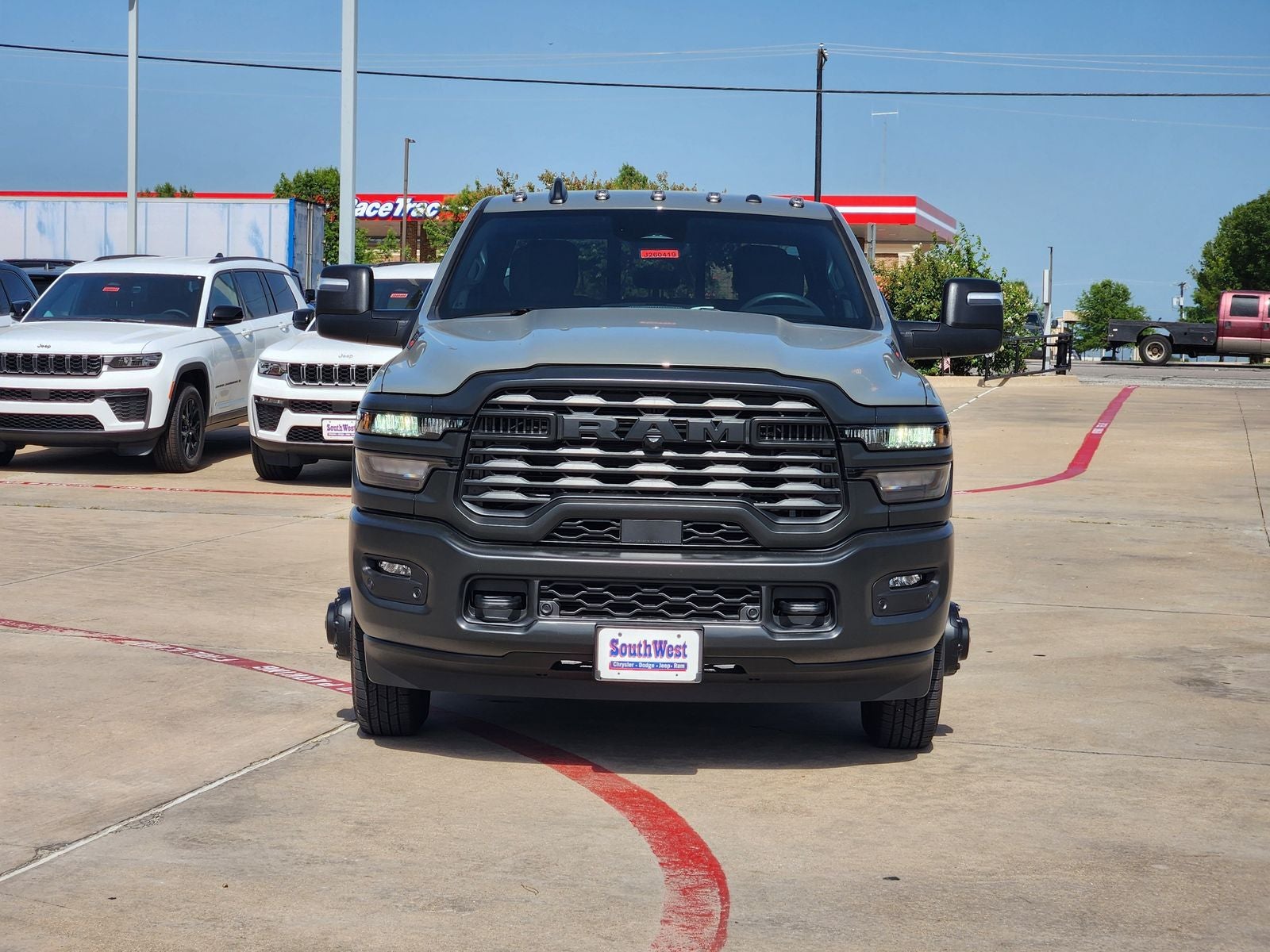 2026 RAM Ram 3500 RAM 3500 TRADESMAN CREW CAB 4X4 8' BOX