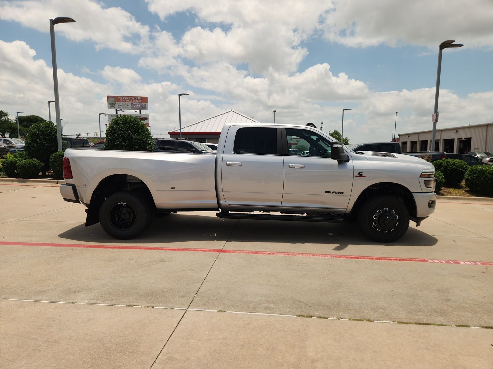 2026 RAM Ram 3500 RAM 3500 LARAMIE CREW CAB 4X4 8' BOX
