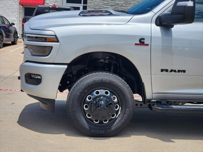 2026 RAM Ram 3500 RAM 3500 LARAMIE CREW CAB 4X4 8' BOX