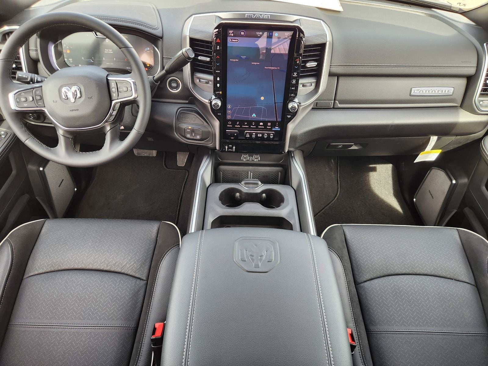 2026 RAM Ram 3500 RAM 3500 LARAMIE MEGA CAB 4X4 6'4' BOX