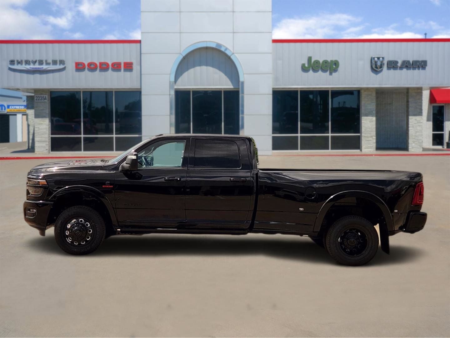 2026 RAM Ram 3500 RAM 3500 LIMITED CREW CAB 4X4 8' BOX