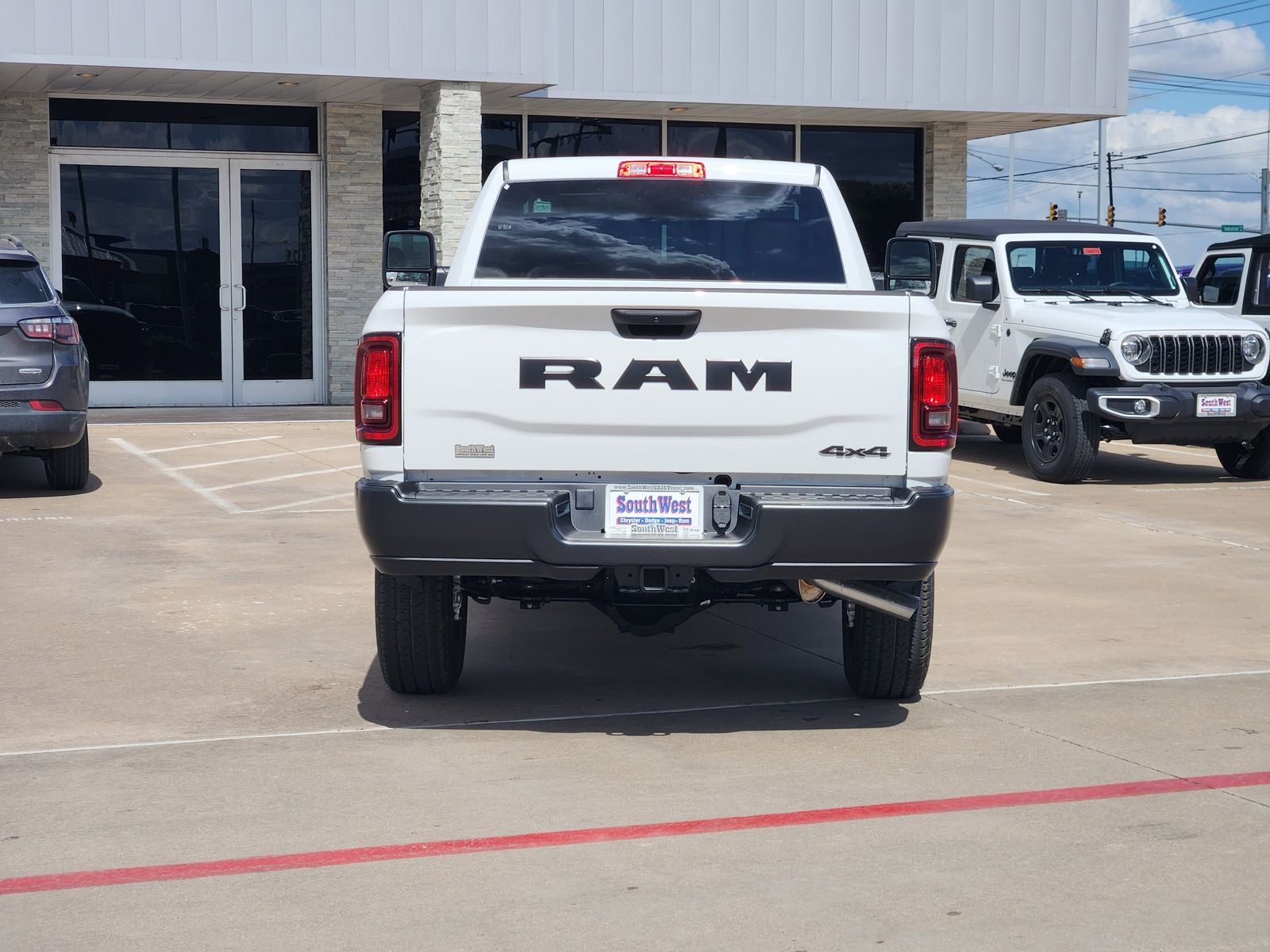 2026 RAM Ram 2500 RAM 2500 TRADESMAN REGULAR CAB 4X4 8' BOX