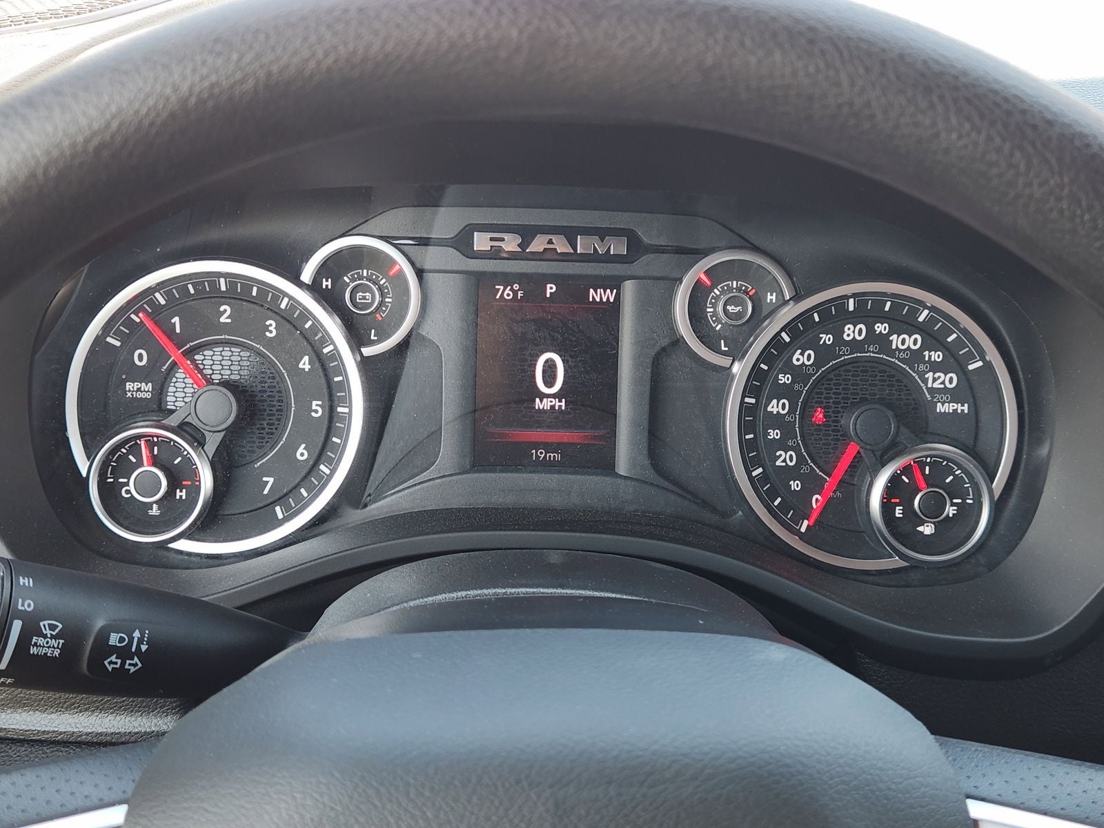 2026 RAM Ram 1500 RAM 1500 LONE STAR CREW CAB 4X2 5'7' BOX