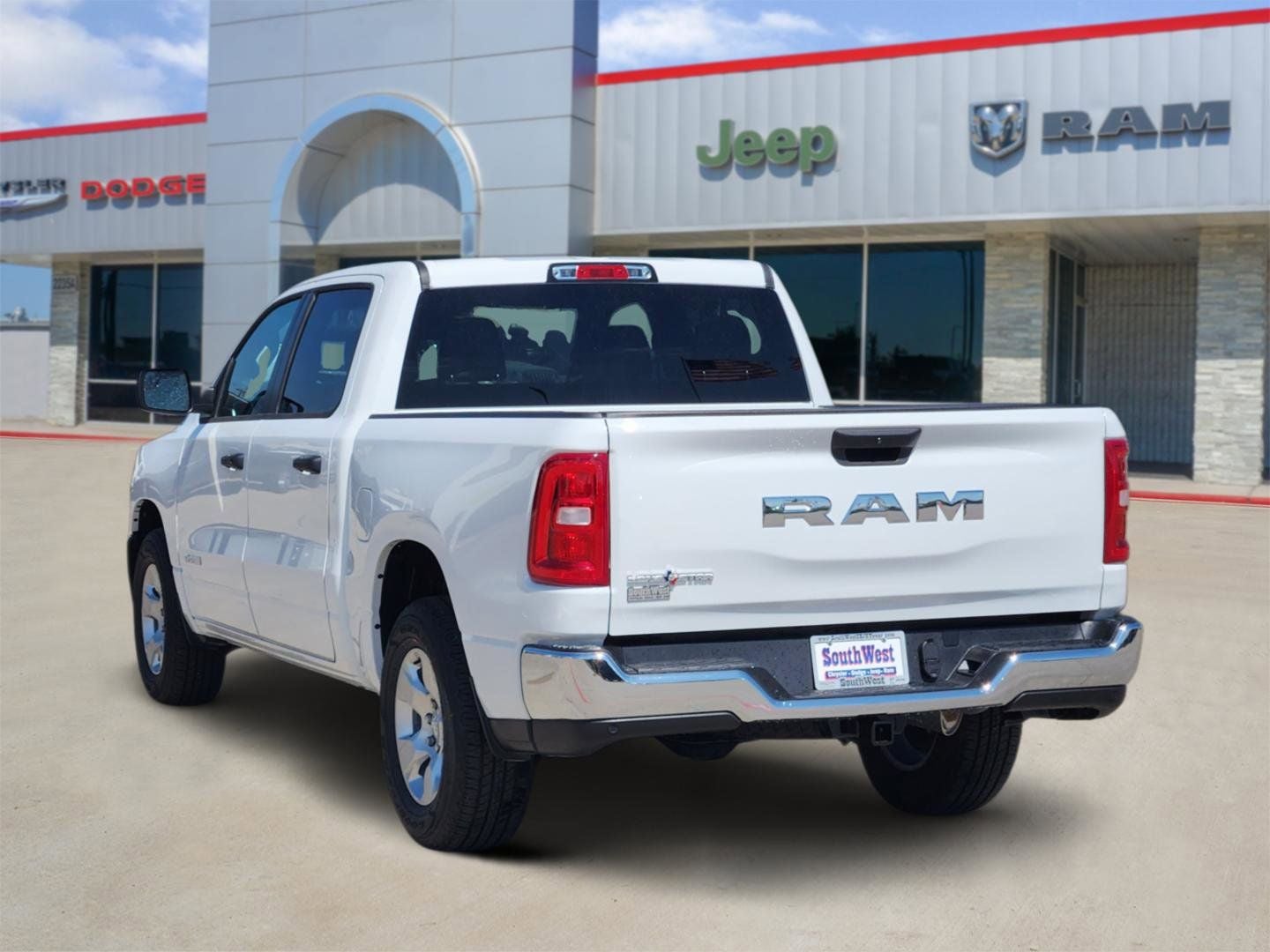 2026 RAM Ram 1500 RAM 1500 LONE STAR CREW CAB 4X2 5'7' BOX