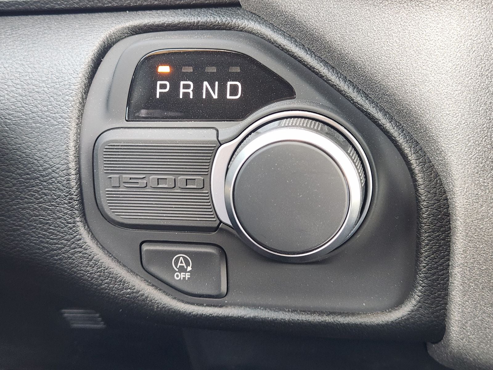 2026 RAM Ram 1500 RAM 1500 EXPRESS CREW CAB 4X2 5'7' BOX