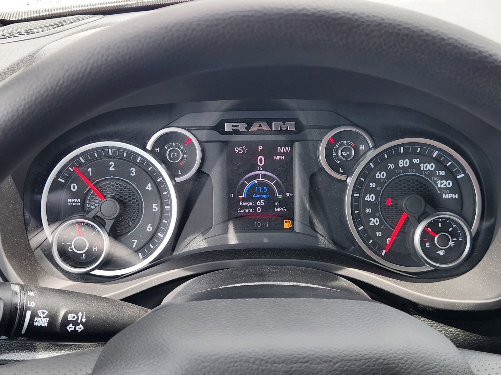 2026 RAM Ram 1500 RAM 1500 EXPRESS CREW CAB 4X2 5'7' BOX
