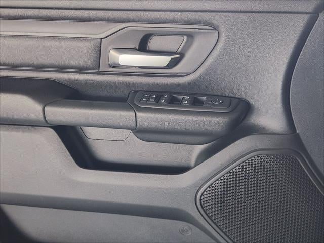 2026 RAM Ram 1500 RAM 1500 TRADESMAN CREW CAB 4X2 5'7' BOX