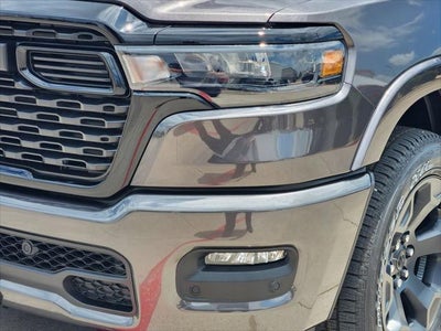 2026 RAM Ram 1500 RAM 1500 LONE STAR CREW CAB 4X4 5'7' BOX