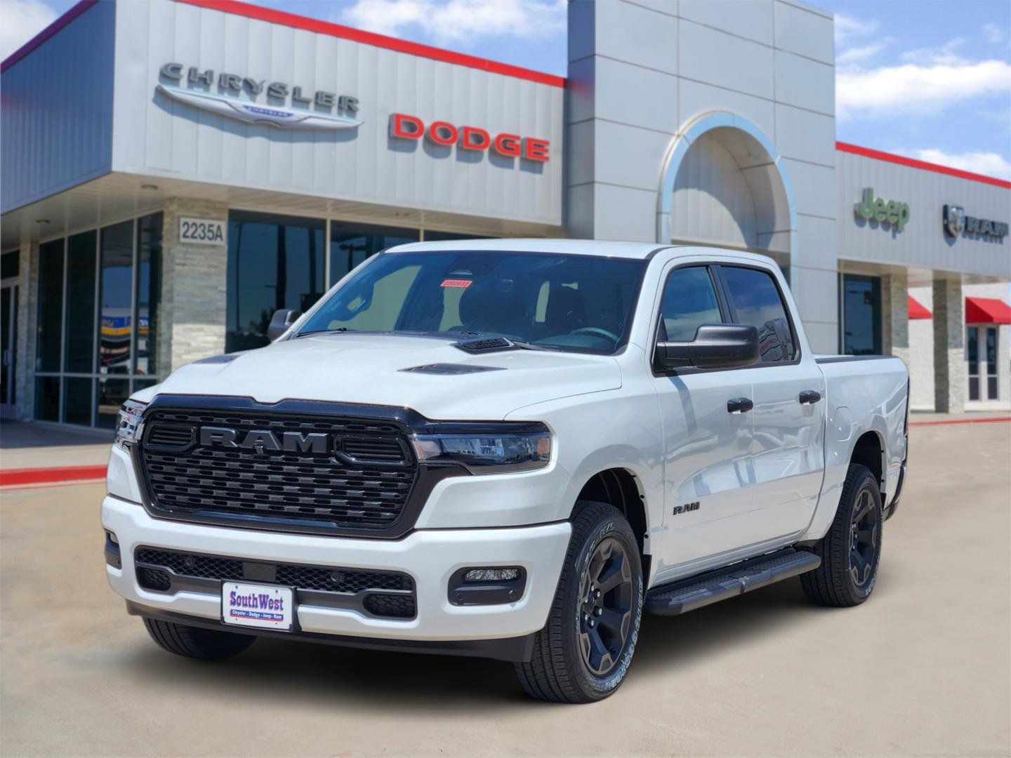 2026 RAM Ram 1500 RAM 1500 EXPRESS CREW CAB 4X4 5'7' BOX