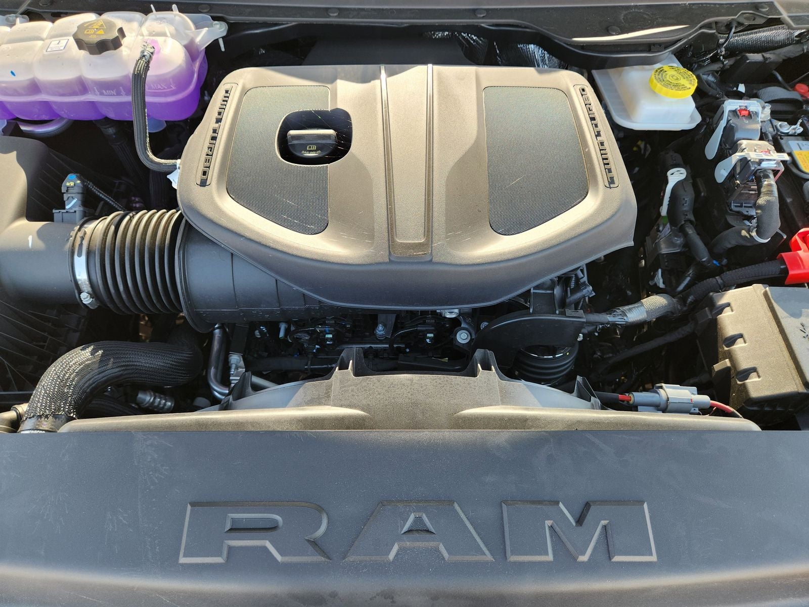 2026 RAM Ram 1500 RAM 1500 WARLOCK CREW CAB 4X4 5'7' BOX