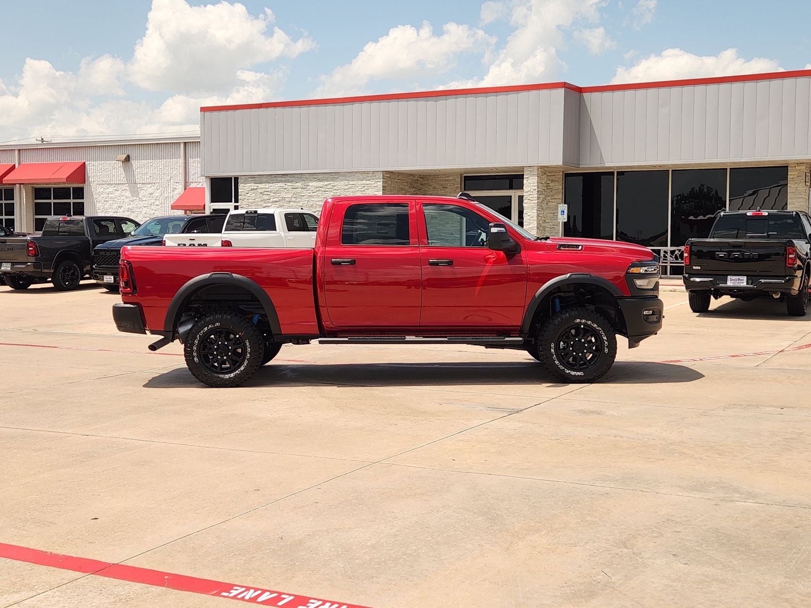 2026 RAM Ram 2500 RAM 2500 TRADESMAN CREW CAB 4X4 6'4' BOX