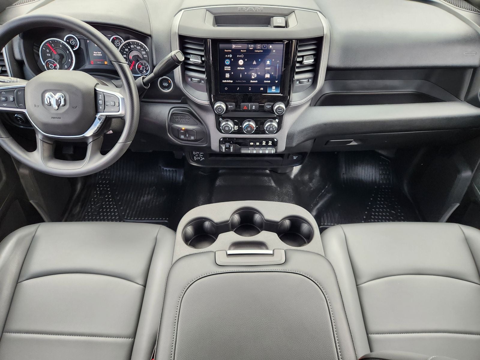 2026 RAM Ram 2500 RAM 2500 TRADESMAN CREW CAB 4X4 6'4' BOX