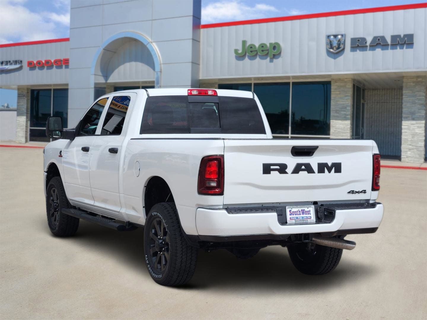 2026 RAM Ram 2500 RAM 2500 BLACK EXPRESS CREW CAB 4X4 6'4' BOX