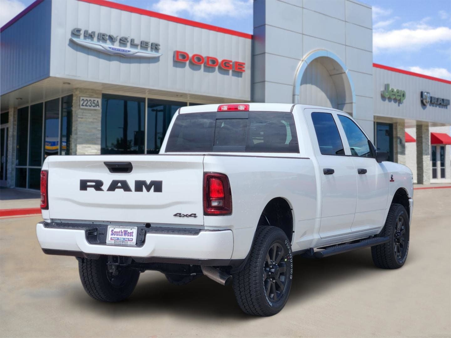 2026 RAM Ram 2500 RAM 2500 BLACK EXPRESS CREW CAB 4X4 6'4' BOX