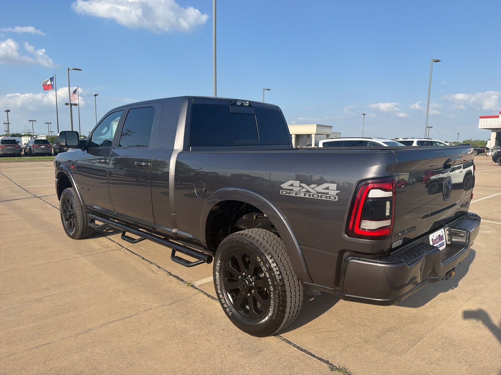 2022 RAM Ram 2500 Laramie Mega Cab 4x4 6'4' Box