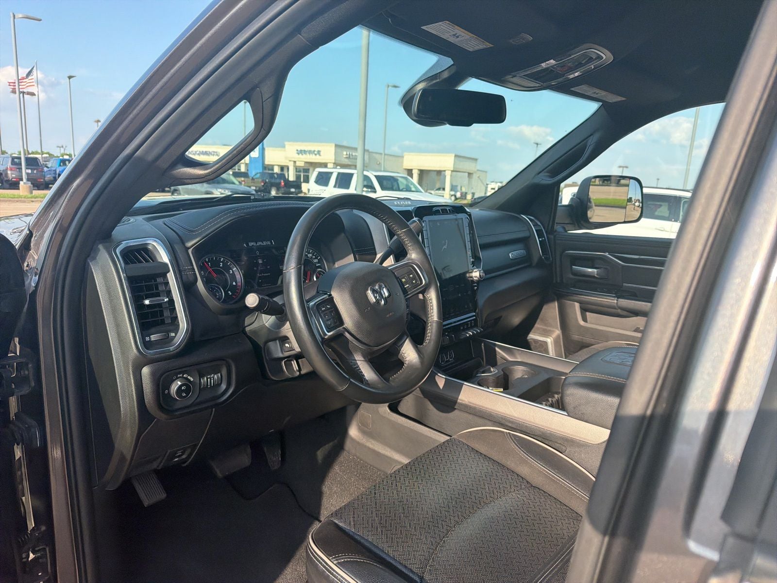 2022 RAM Ram 2500 Laramie Mega Cab 4x4 6'4' Box