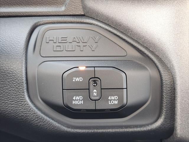 2026 RAM Ram 5500 Chassis Cab RAM 5500 TRADESMAN CHASSIS REGULAR CAB 4X4 84' CA