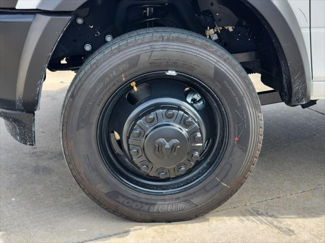 2026 RAM Ram 5500 Chassis Cab RAM 5500 TRADESMAN CHASSIS REGULAR CAB 4X4 84' CA