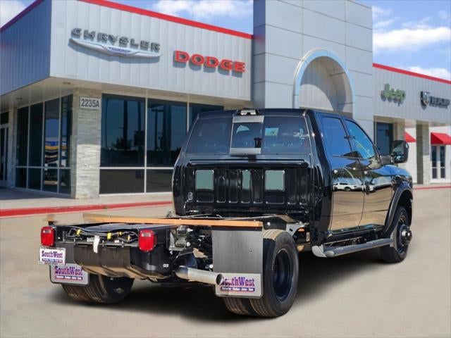 2026 RAM Ram 3500 Chassis Cab RAM 3500 TRADESMAN CREW CAB CHASSIS 4X4 60' CA