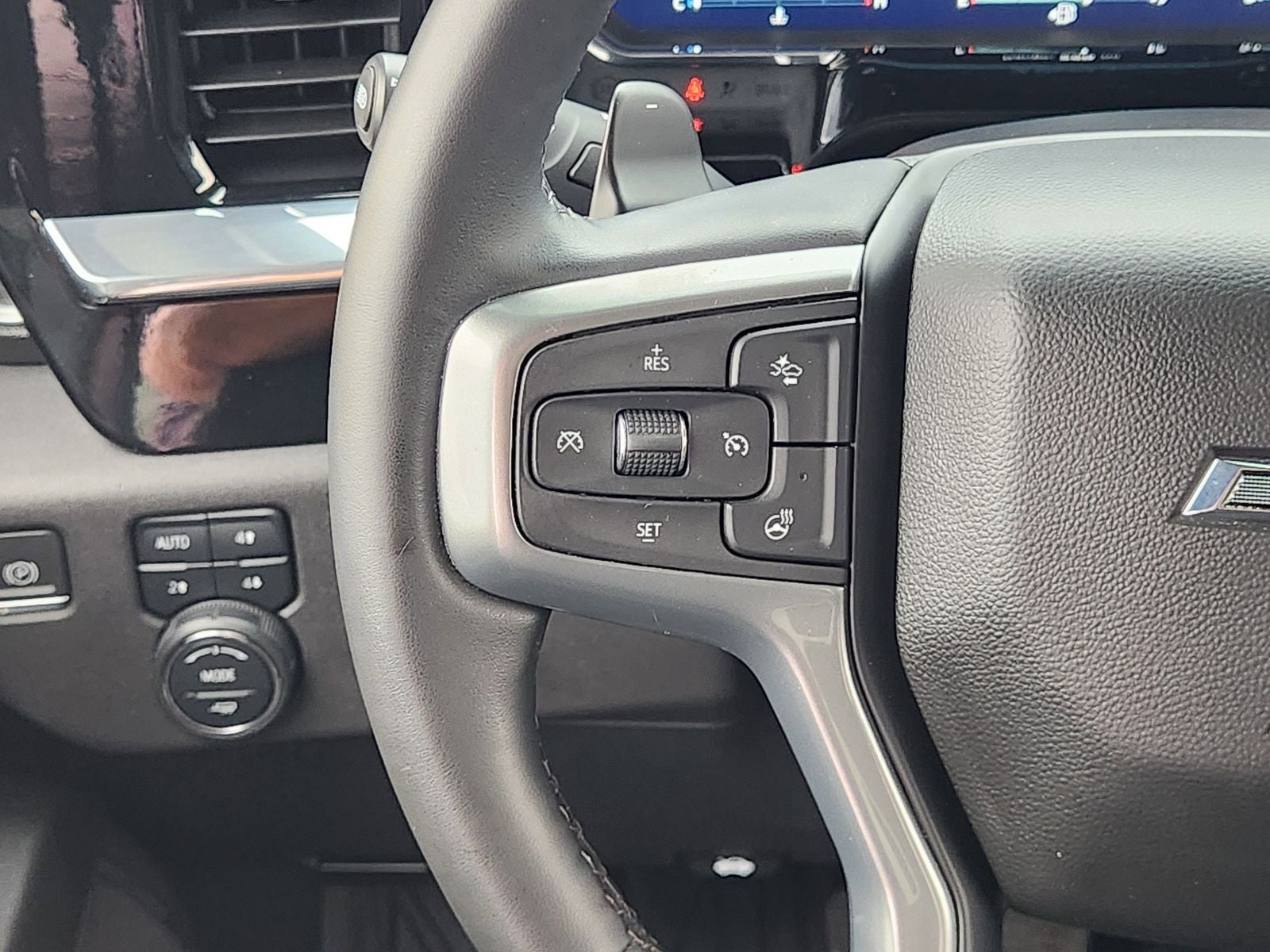 2024 Chevrolet Silverado 1500 4WD Crew Cab Short Bed LT Trail Boss