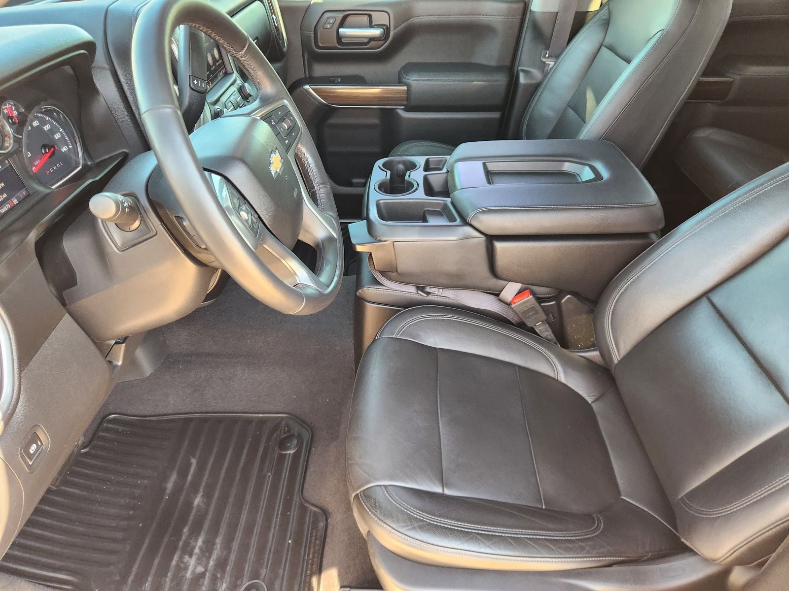 2020 Chevrolet Silverado 1500 4WD Crew Cab Short Bed LT