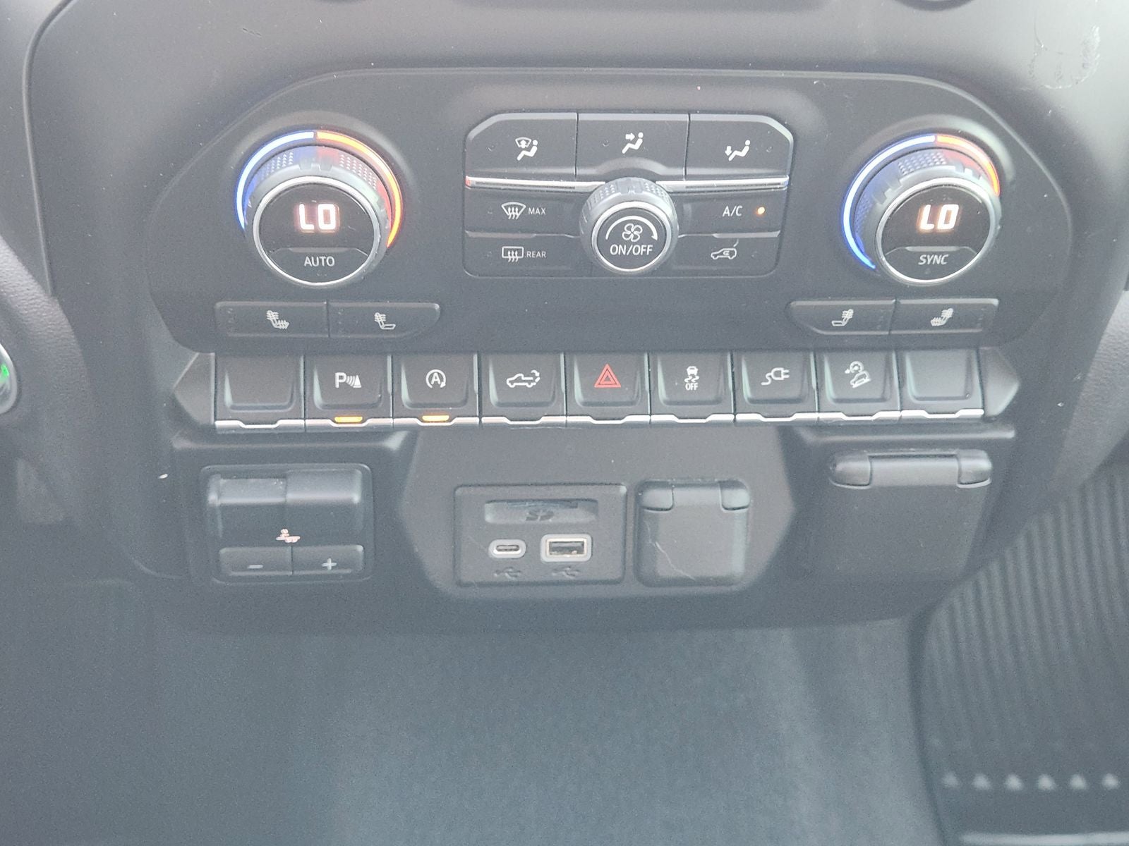 2020 Chevrolet Silverado 1500 4WD Crew Cab Short Bed LT