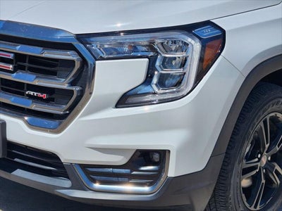 2023 GMC Terrain AWD AT4