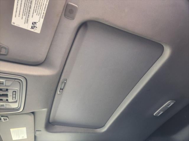 2021 GMC Sierra 1500 2WD Crew Cab Short Box SLT